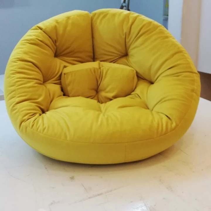 Çocuk mideri pofidik çocuk minderi